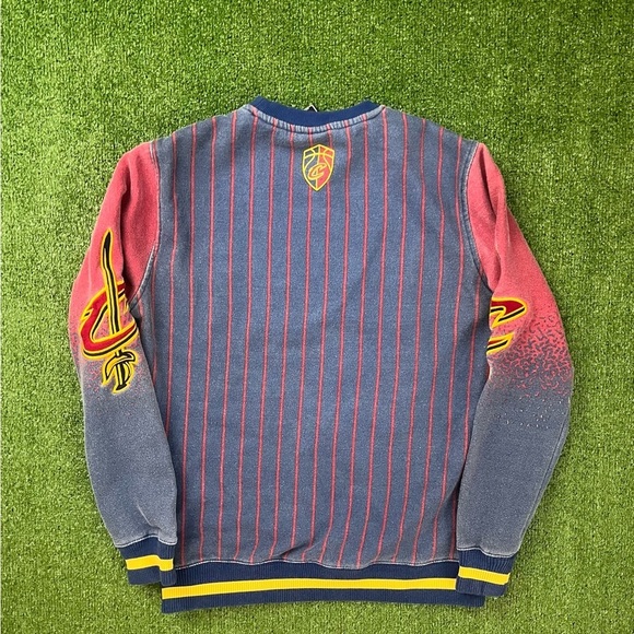 Cleveland cavaliers NBA AOP Crewneck - Picture 5 of 6